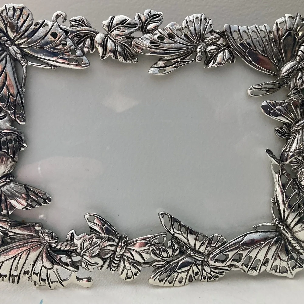 “HOST PICK” Sheffield House 3D Butterfly Metal 5x7 Frame - Picture 2 of 5